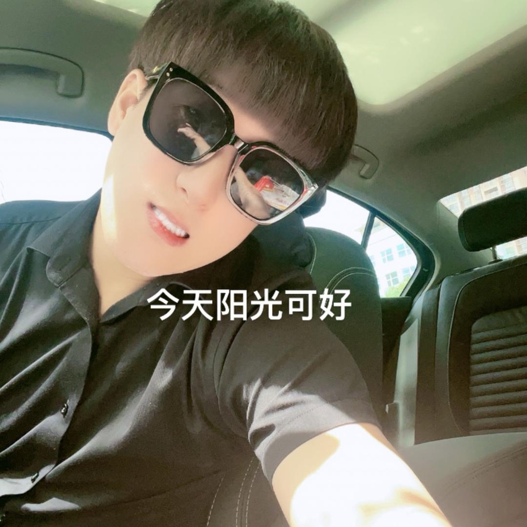 🍄毛菇头先生🍄