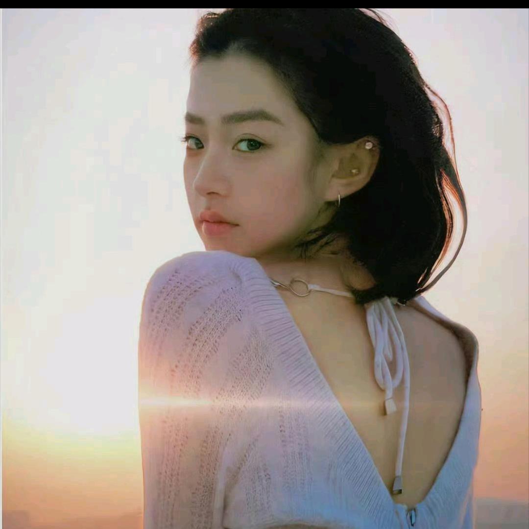 不能再睡觉再懒了