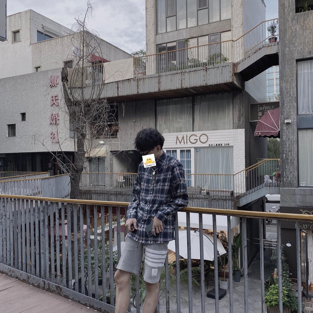 bibi鹏鹏