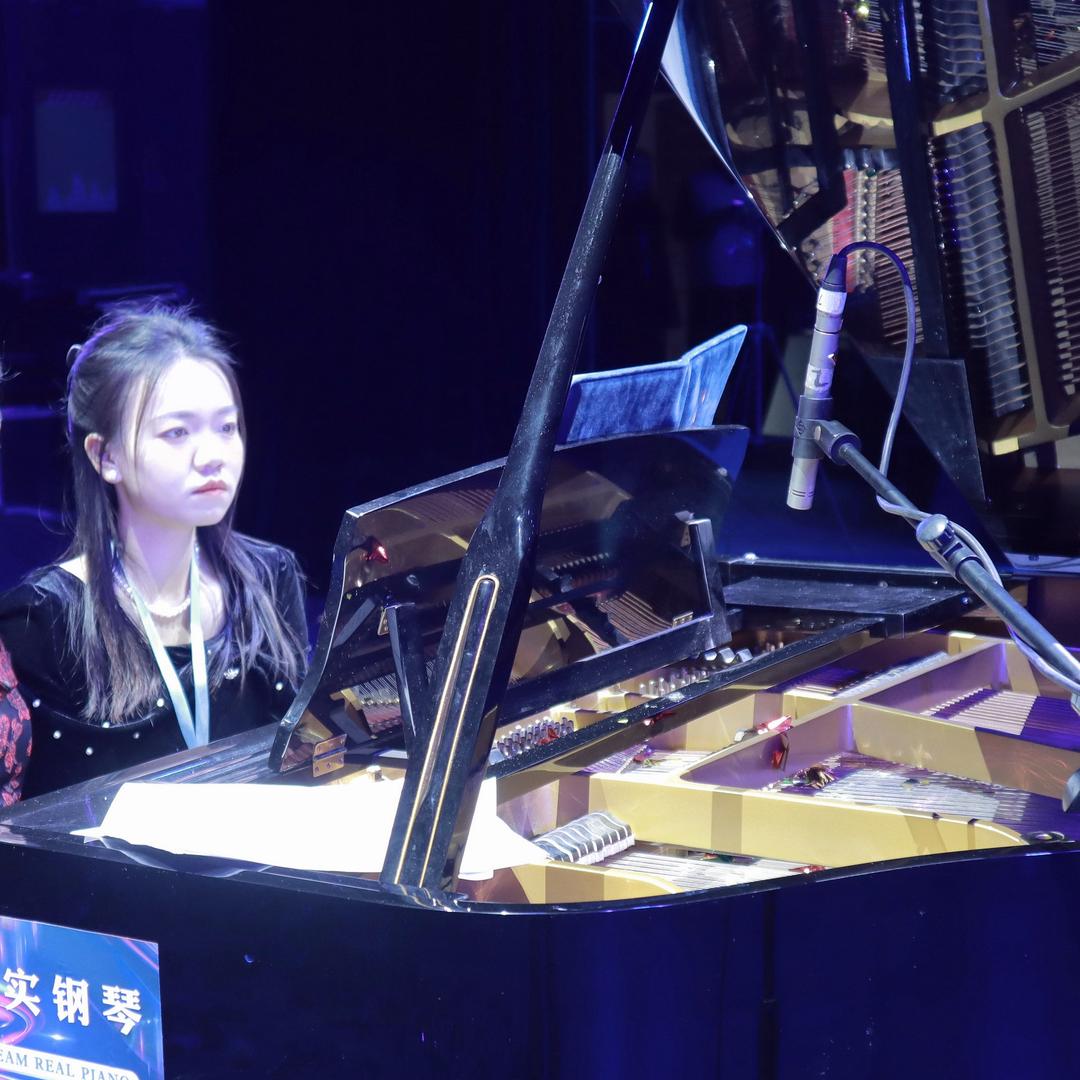 大厂梦实钢琴🎹Lisa