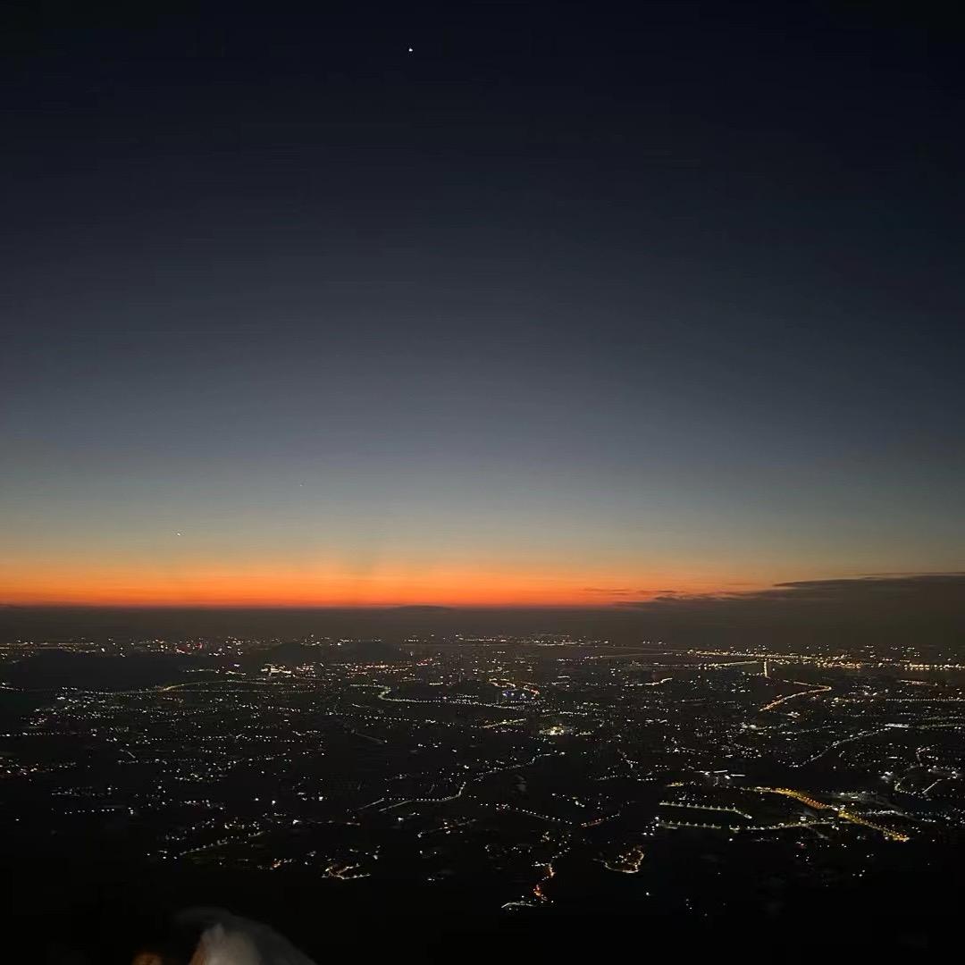 穿越时空抖大大卖车行