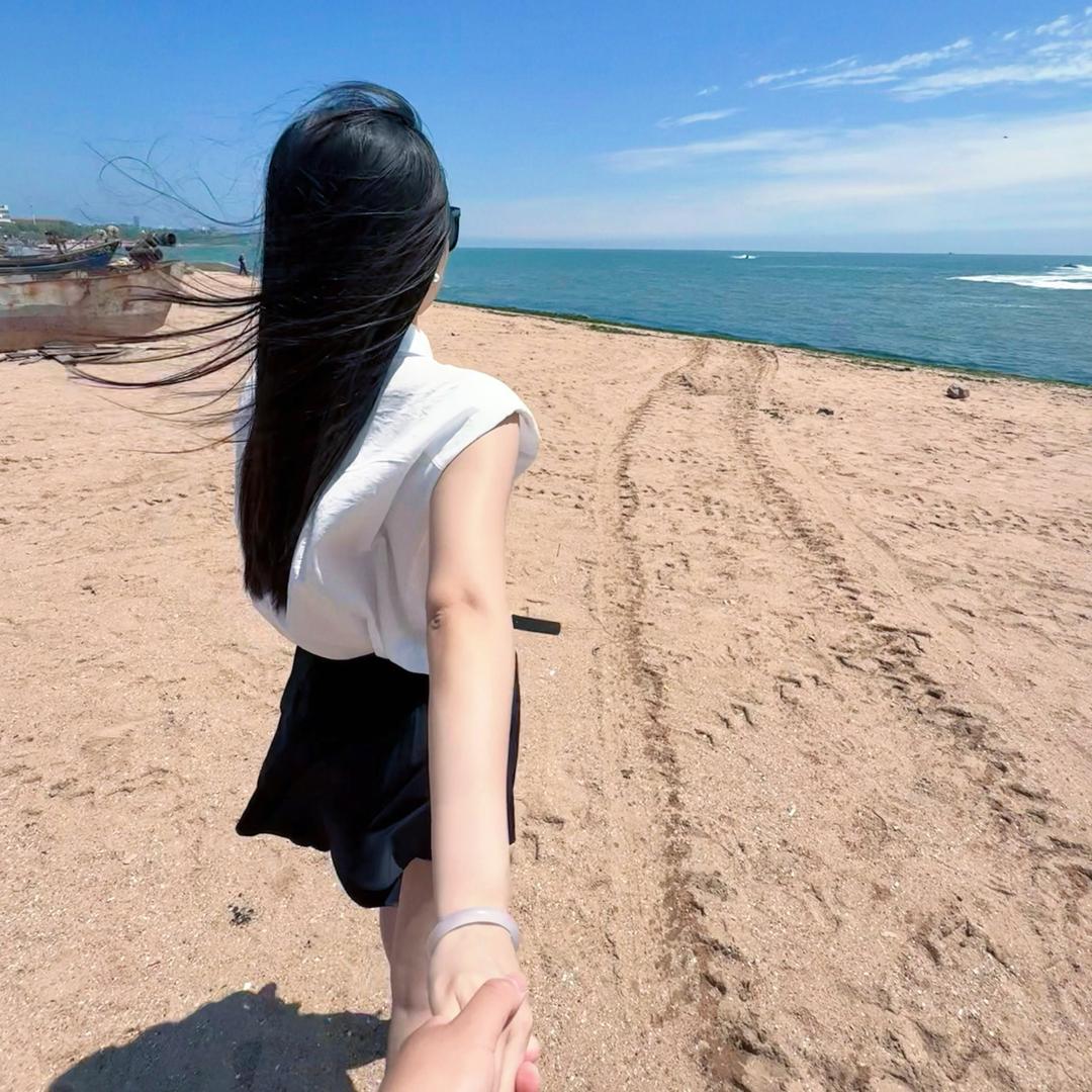 媄 曦ᰔᩚ