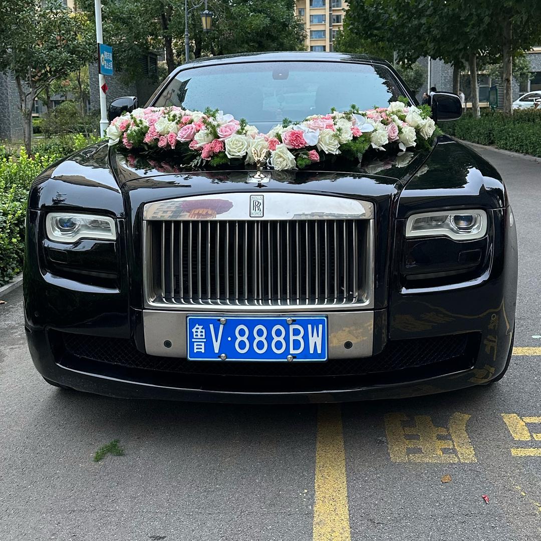 劳斯卢
