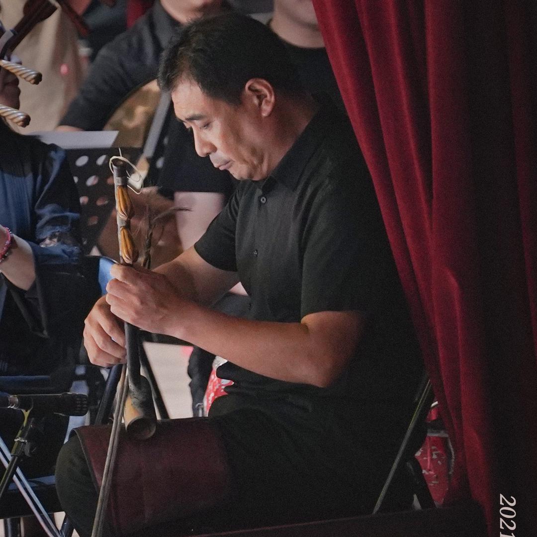 琴师艾兵的听众一枚