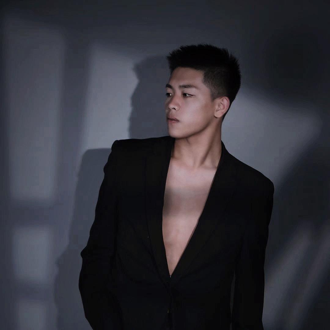 刚哥（金子会发光）