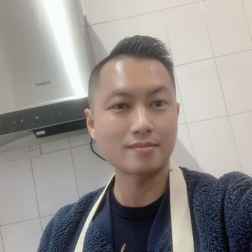 乱弹琴的小朗哥