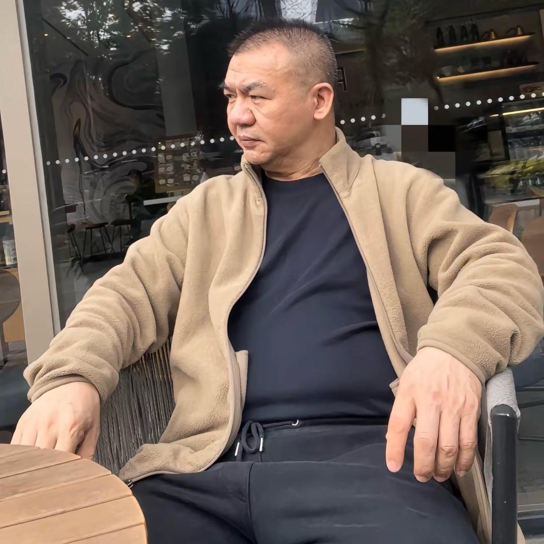 悦悦爸