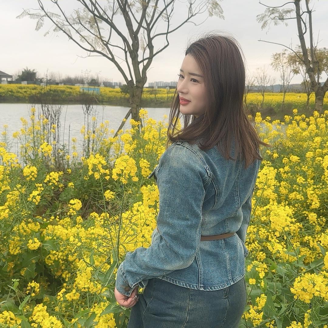 丽丽