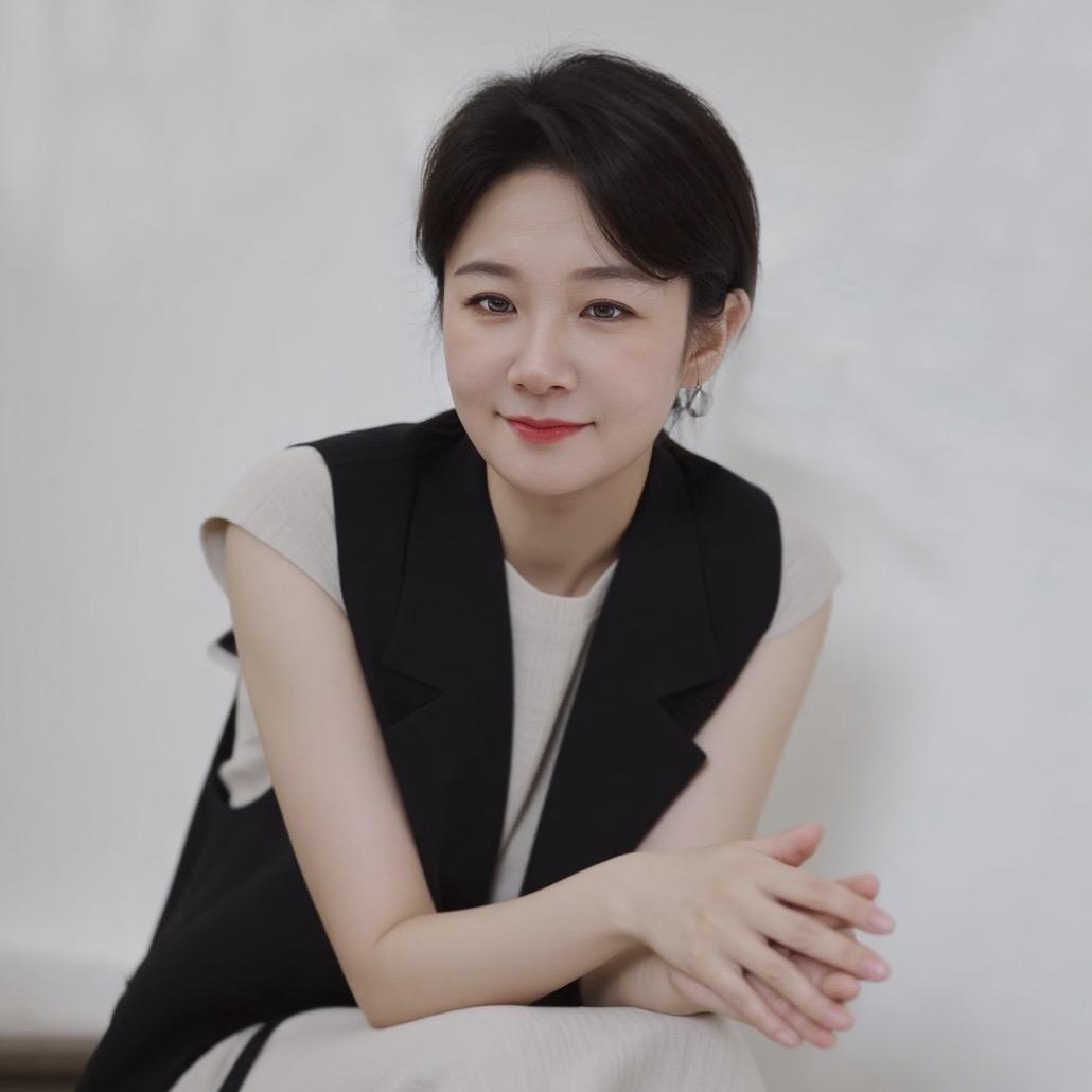 爱笑红姐