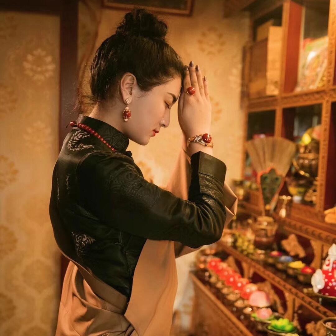 淡淡云
