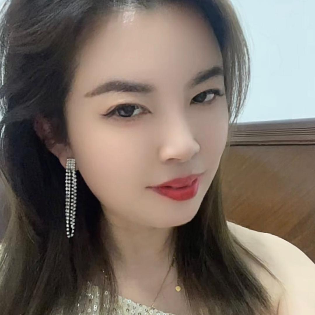 踏雪寻梅