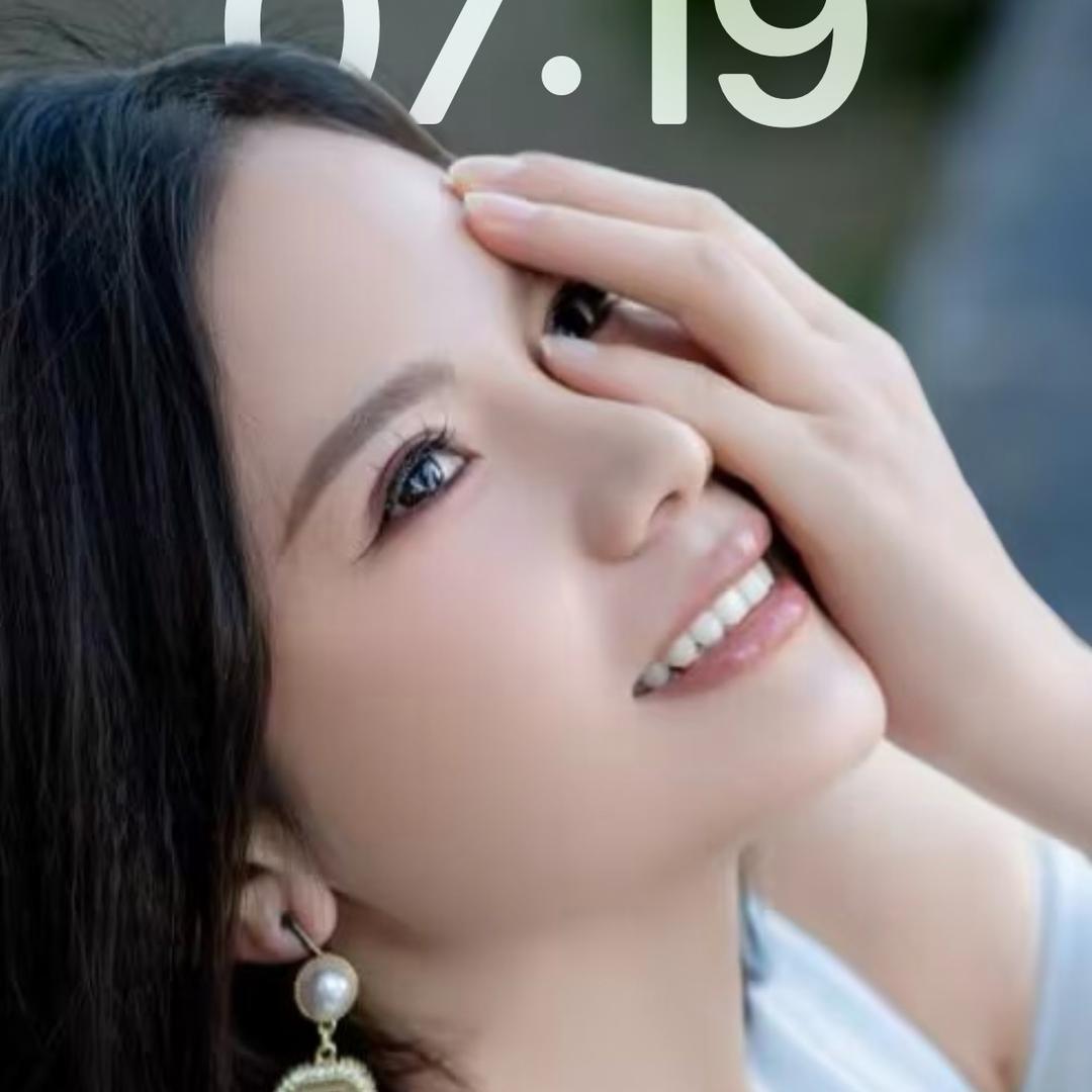 忆馨（不是忆平平)