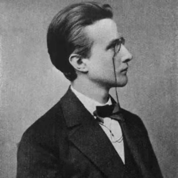 好一个书生（北师大体育考研🥳）