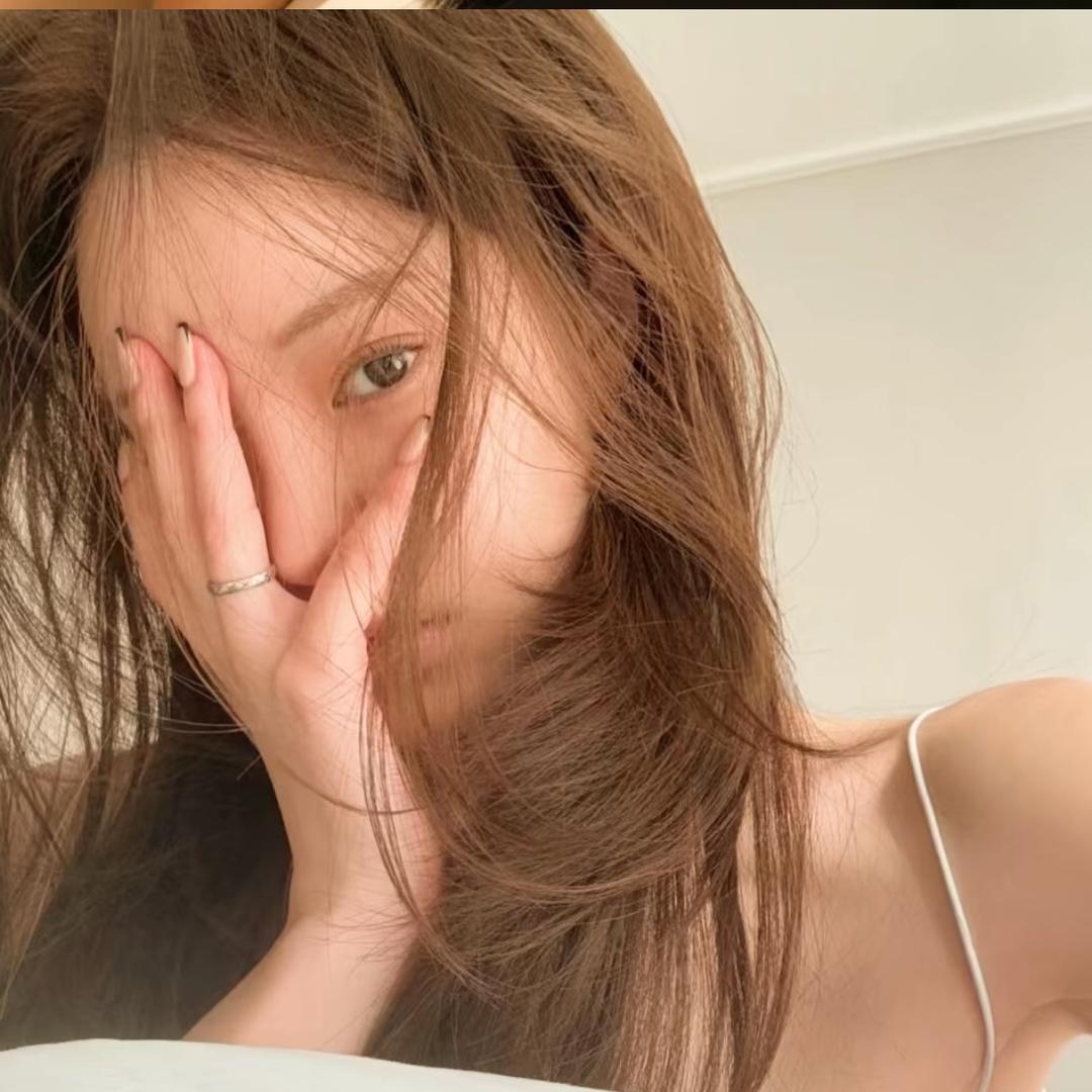 揪一口香菜.