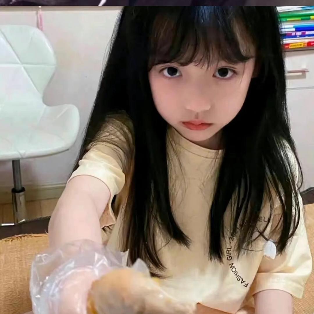 一颗葡萄桃