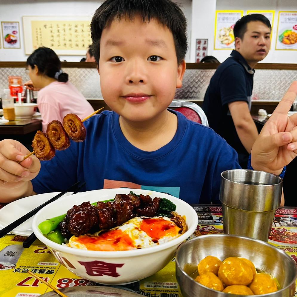 杨幂她弟