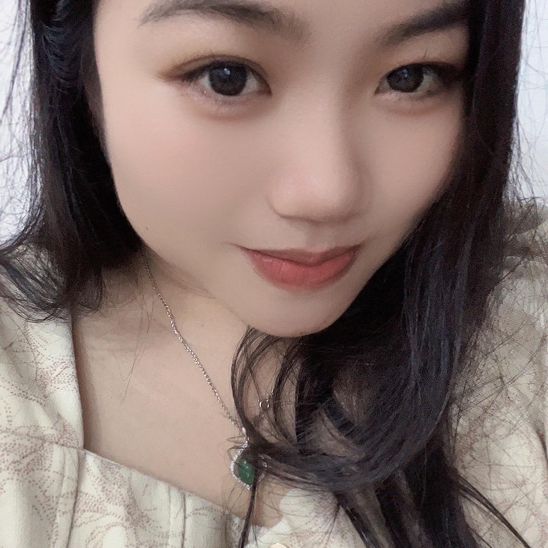 ViVian⭐️