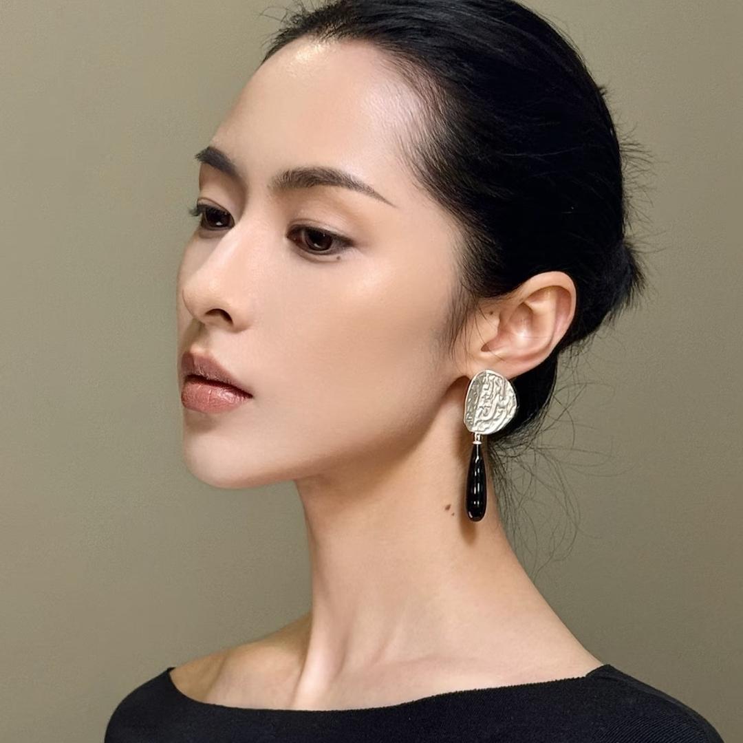 简洁女装