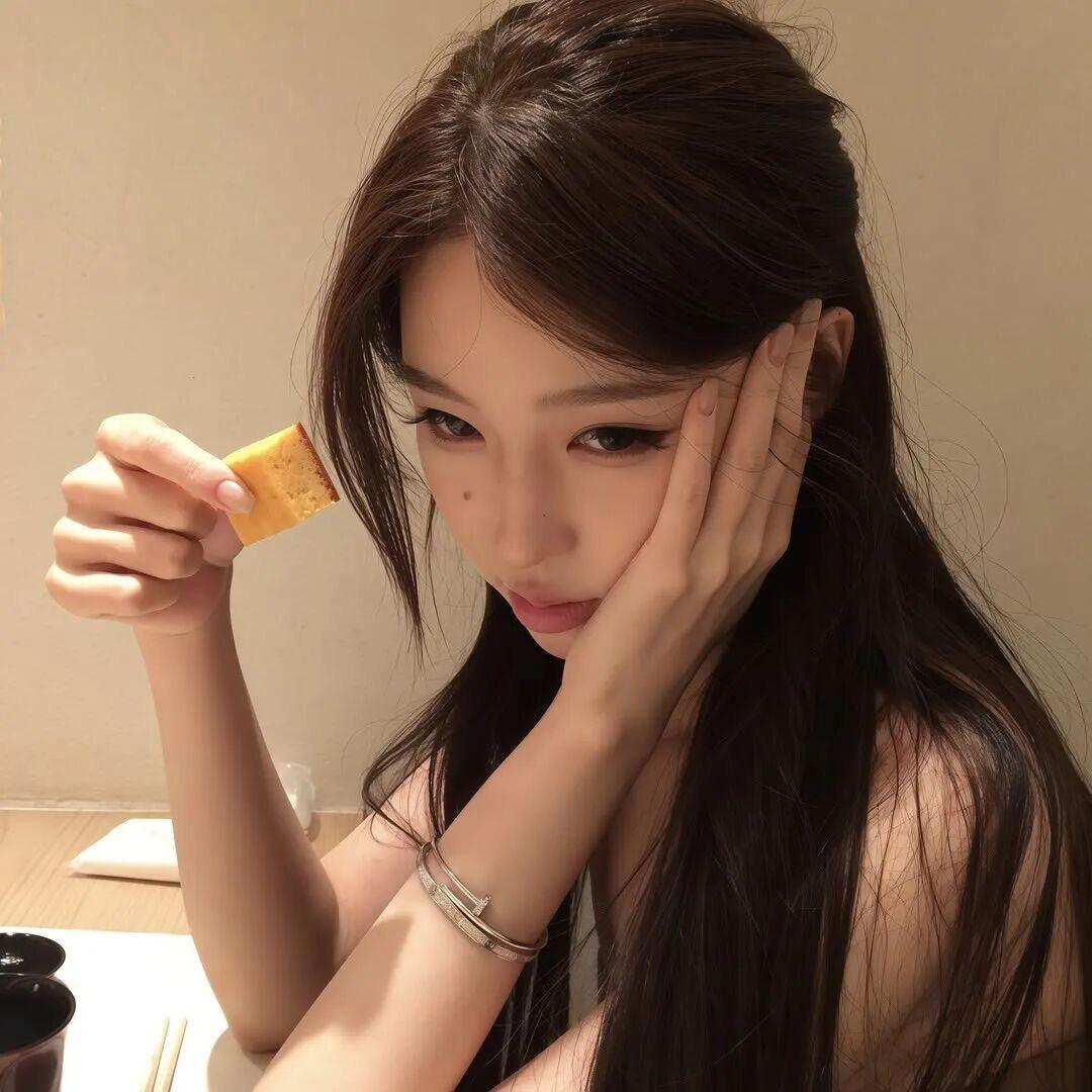 虞筱菀.