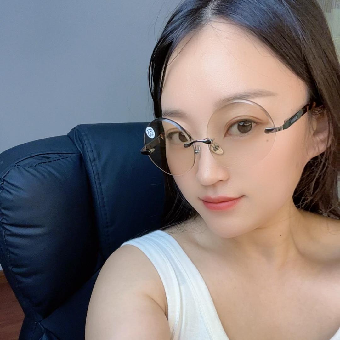 昌隆东海水晶眼镜一件也批发