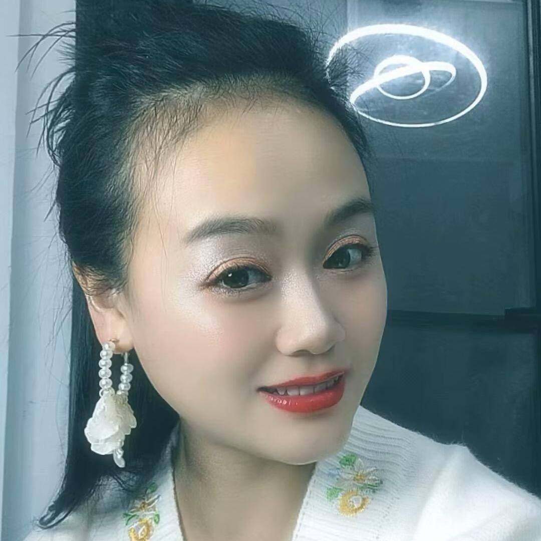 戏精 小趴菜🤪