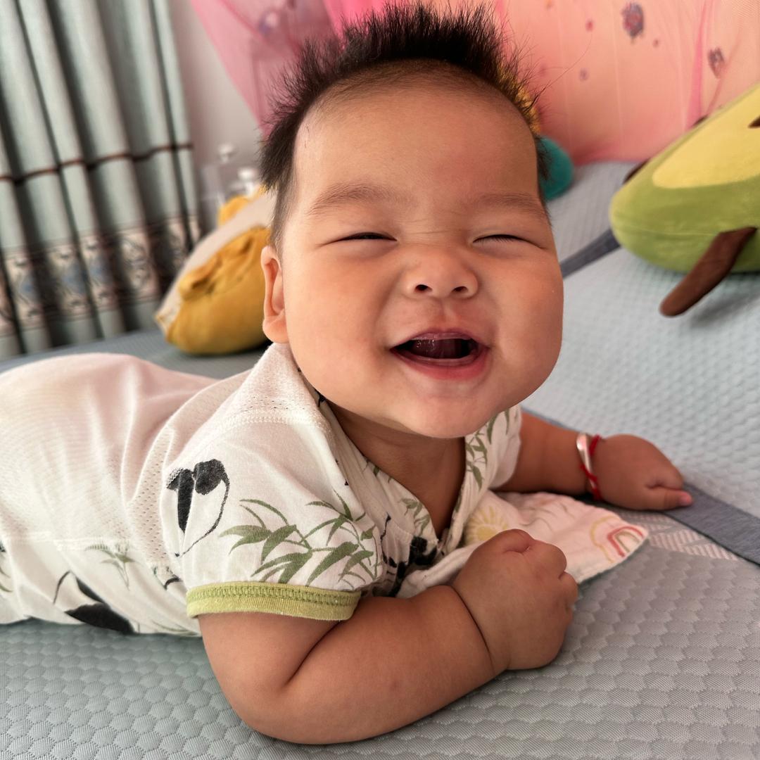 是小辰辰啊！