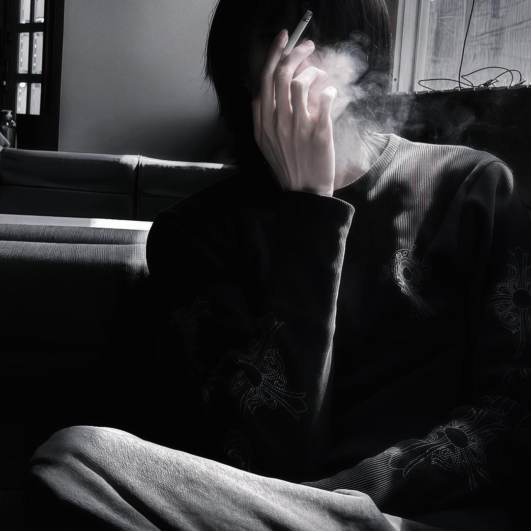 忧郁的屌丝