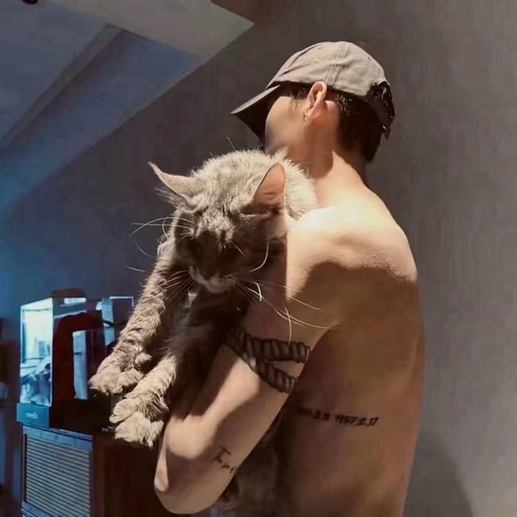 🧏