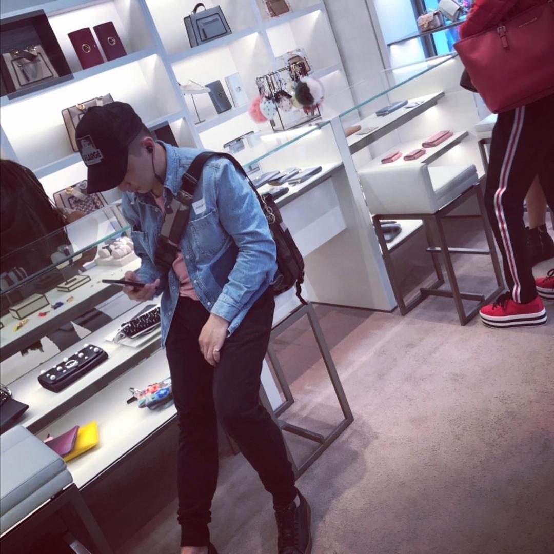 小侯在欧洲