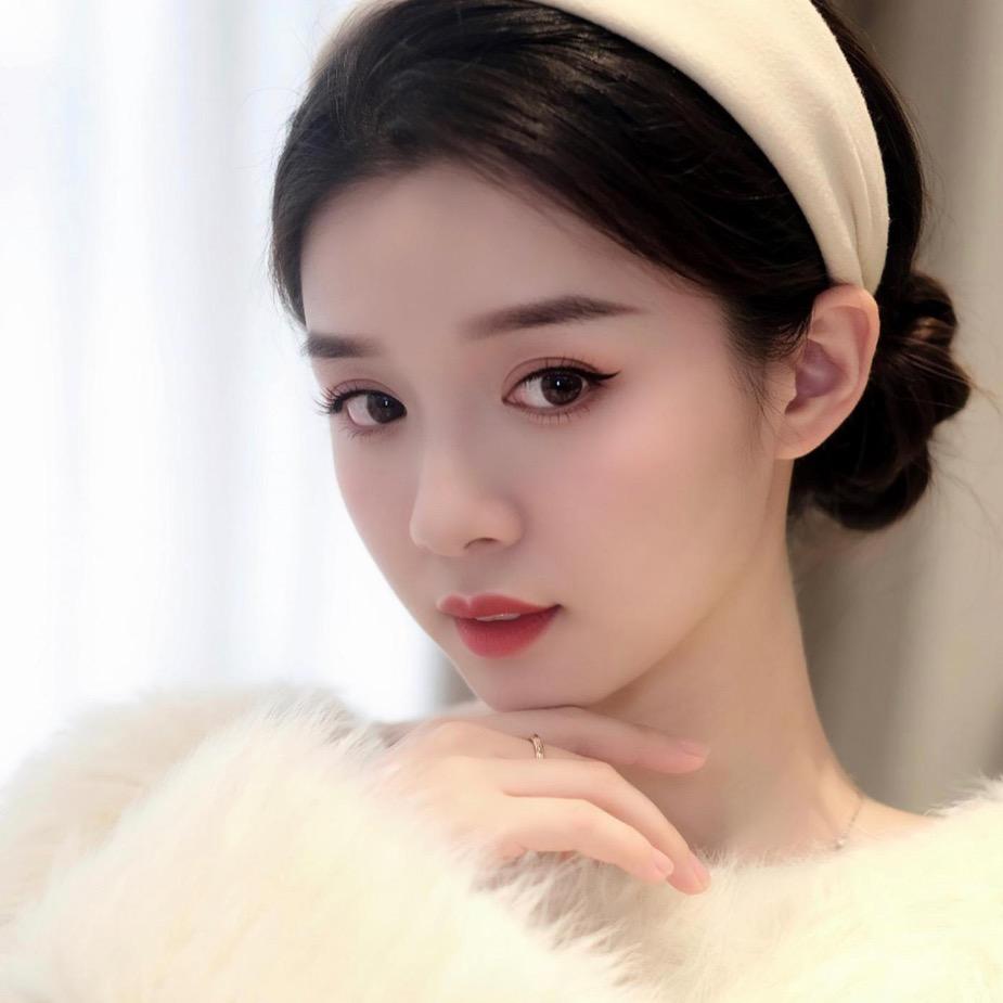 宋姐，砂锅鸡丁麻将米线