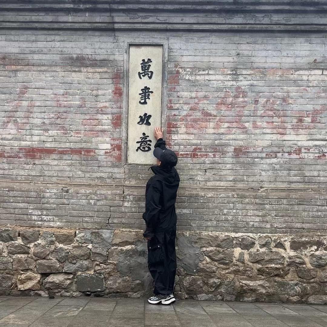 立正站好叫静姐