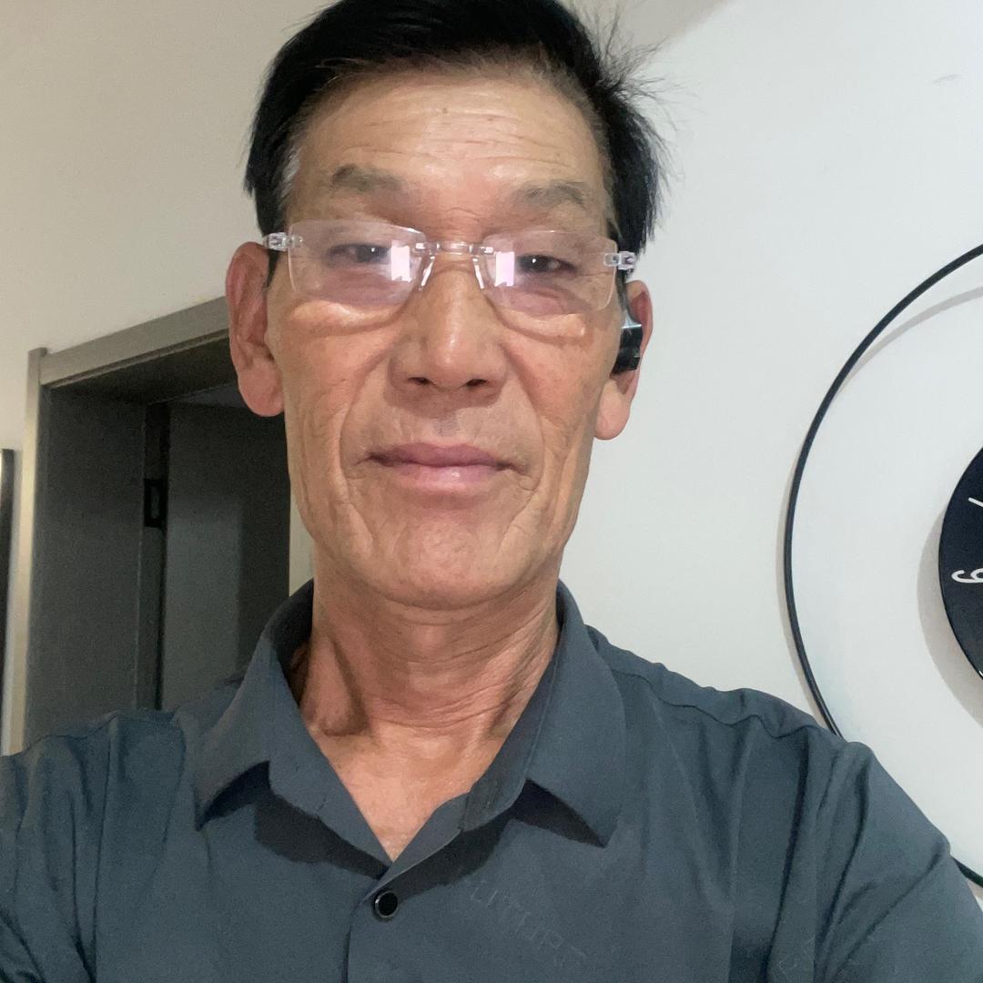 爱唱🎤的斌哥
