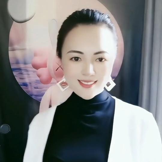 川普丽