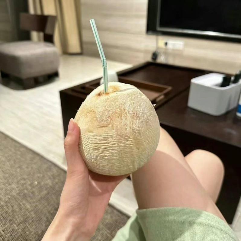 一只白白~