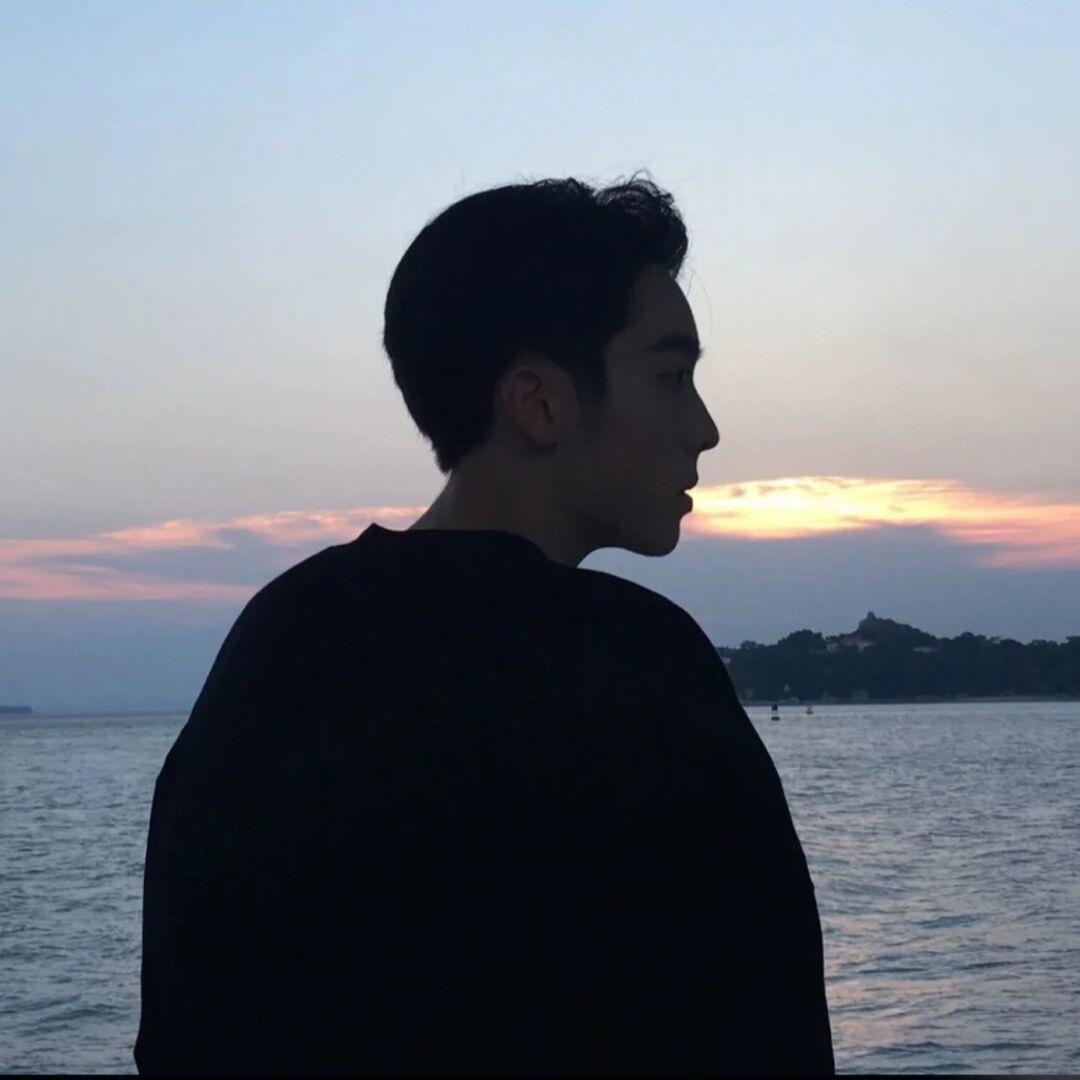 刘溜球    　　　　　🪳