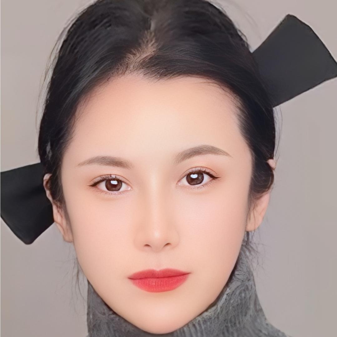 善竹.依诺老师的穿搭