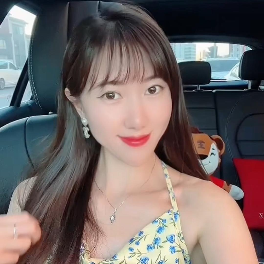 莹莹🍦