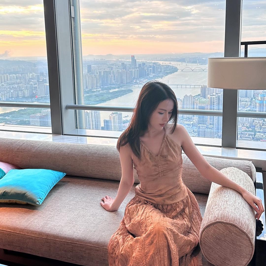 28楼唐小姐