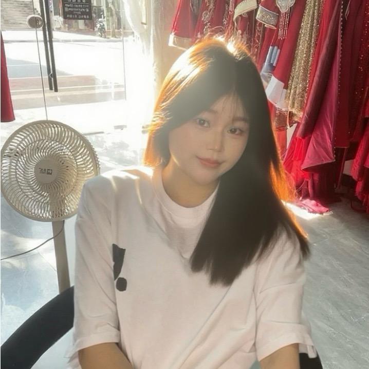 Cc 😘😘