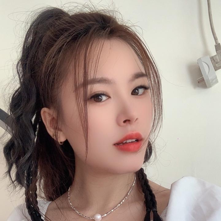 吖头😘