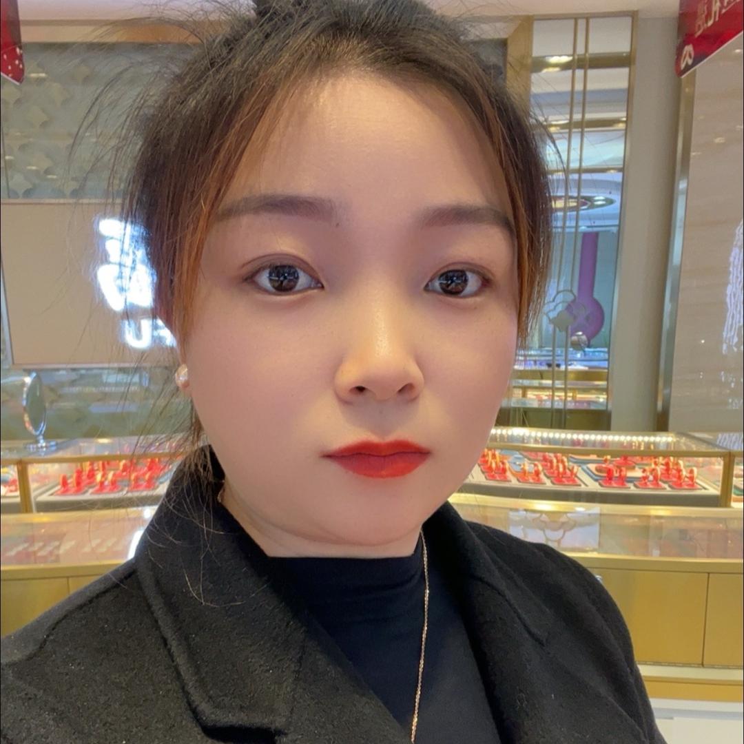 宜良周百福珠宝小杨