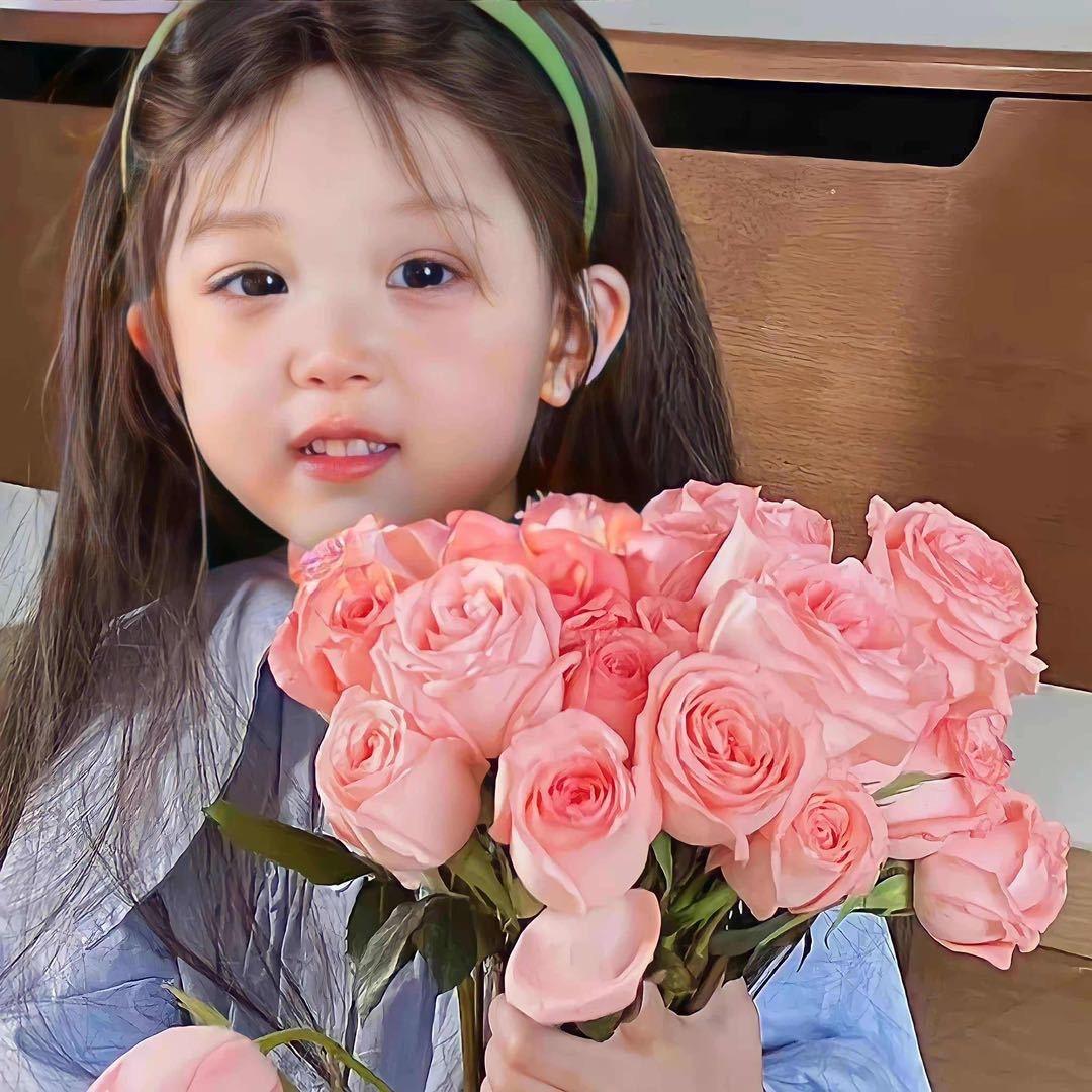 李憨憨 ◡̈
