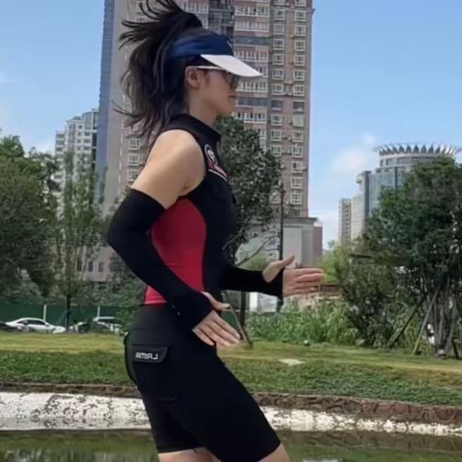 凯丽在跑步