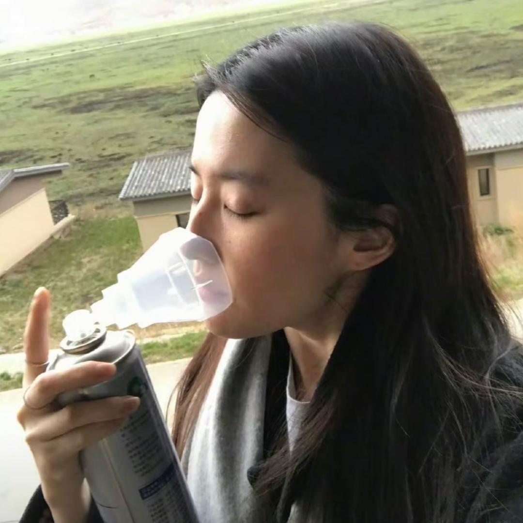 高冷的呆呆鱼🐟