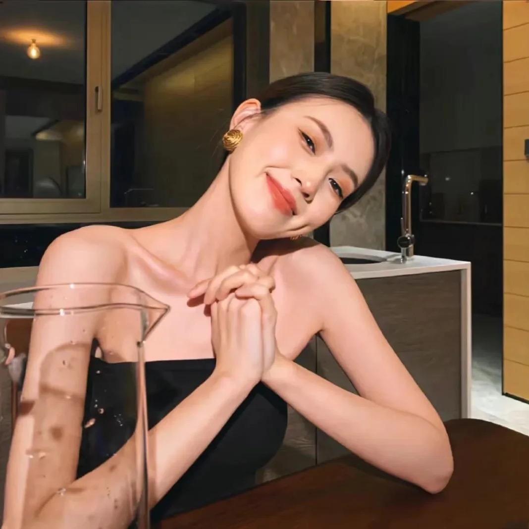 爱穿搭的姐妹