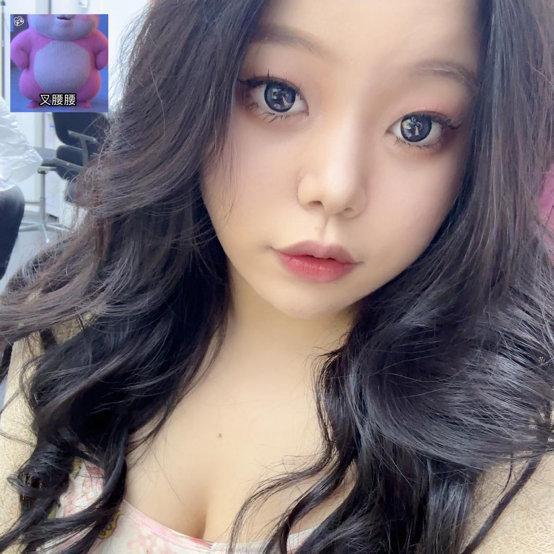 怡一.