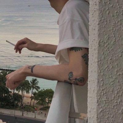 大灰狼的小跟班！！！