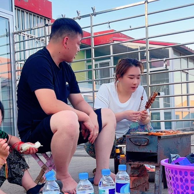 邢大运和娜大福生活