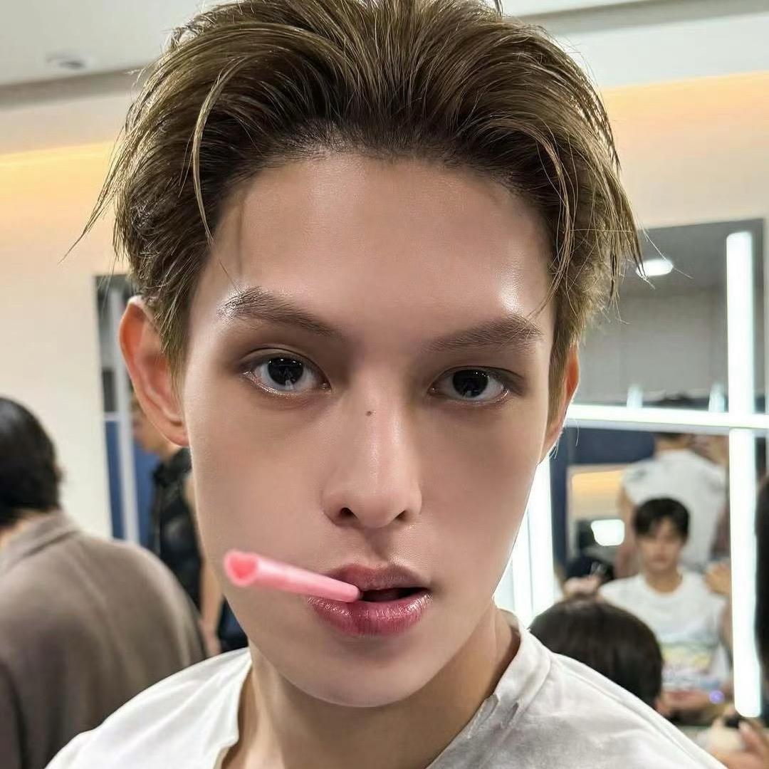 小咪 🐾