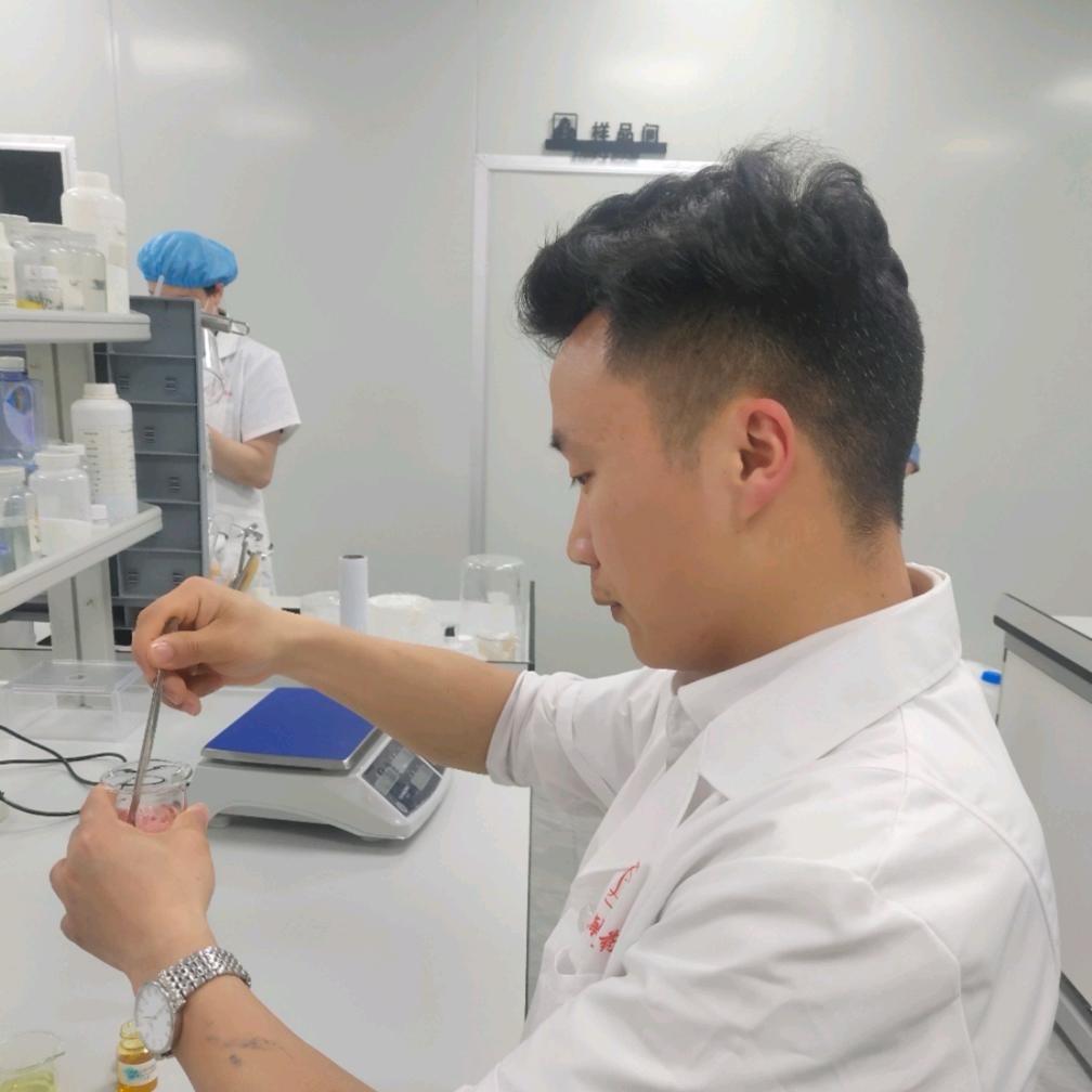 江安斑痘敏调肤天花板|林老师